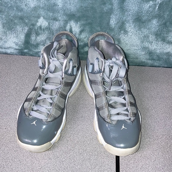 Jordan kids size 1.5 - Picture 1 of 6